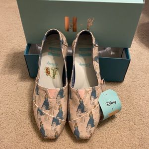 New Disney x Toms Limited Edition Sleeping Beauty Slip On shoes